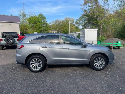Lunar Silver Metallic 2018 Acura RDX Technology Package