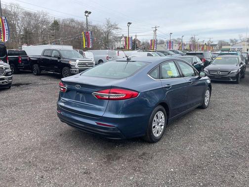2019 Ford Fusion S