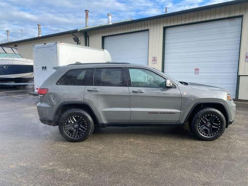 2021 Jeep Grand Cherokee Trailhawk