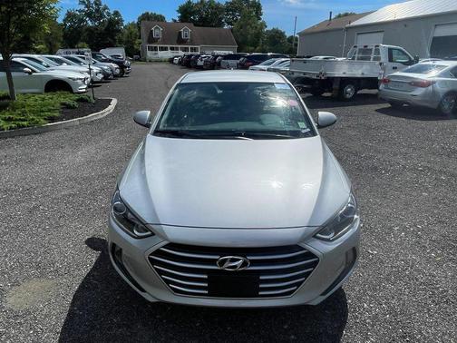 Symphony Silver 2017 Hyundai ELANTRA SE