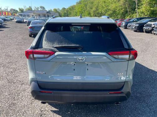 Lunar Rock 2021 Toyota RAV4 XLE