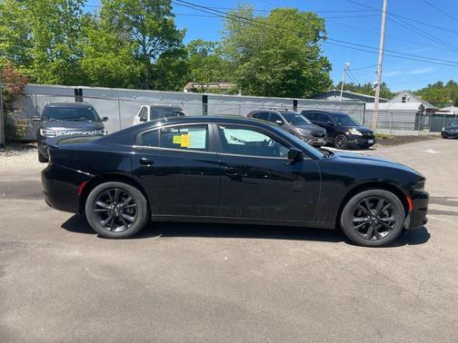 Pitch Black Clearcoat 2023 Dodge Charger SXT