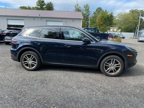 2019 Porsche Cayenne Base