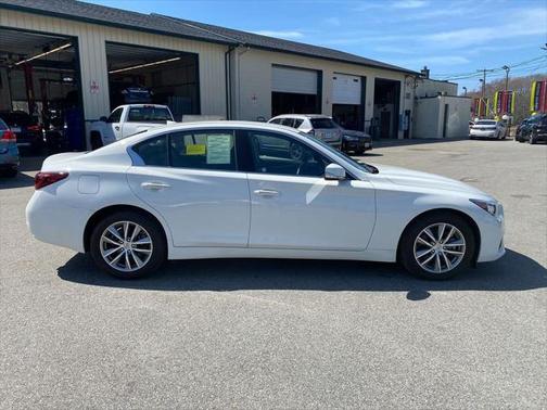 2022 INFINITI Q50 Base