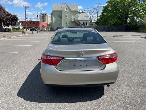 Creme Brulee Mica 2015 Toyota Camry LE