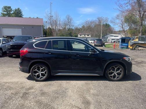 Jet Black 2018 BMW X1 xDrive28i