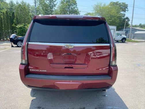 2017 Cadillac Escalade Premium Luxury