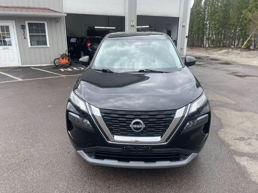 Super Black 2023 Nissan Rogue S