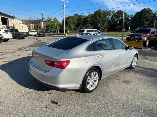 Silver Ice Metallic 2016 Chevrolet Malibu 1LT