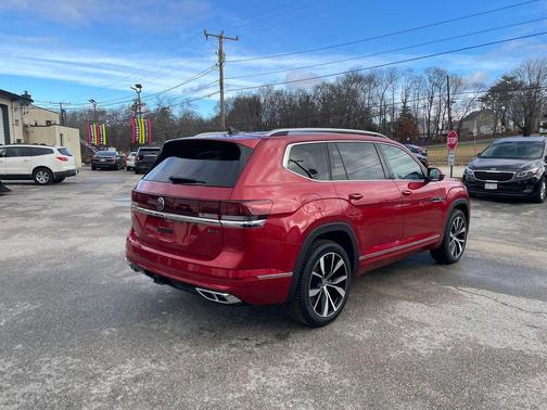 2024 Volkswagen Atlas 2.0T SEL Premium R-Line 4MOTION