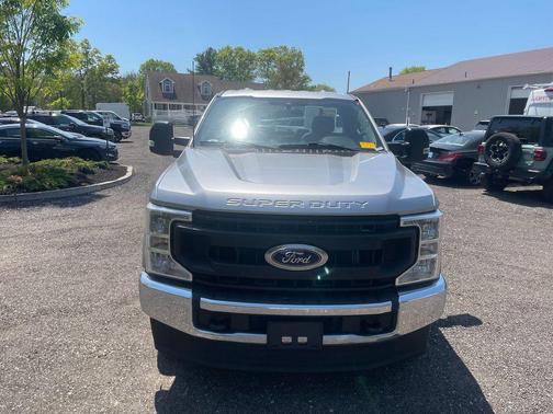 Iconic Silver Metallic 2022 Ford F-250 XL