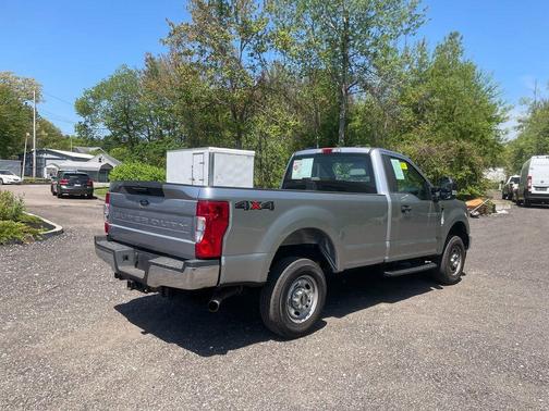 Iconic Silver Metallic 2022 Ford F-250 XL