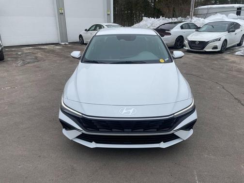 2025 Hyundai ELANTRA HEV Blue