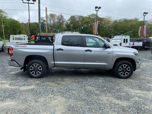 2020 Toyota Tundra SR5