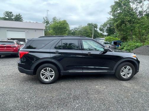 Agate Black Metallic 2020 Ford Explorer XLT