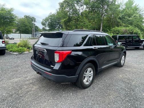 Agate Black Metallic 2020 Ford Explorer XLT