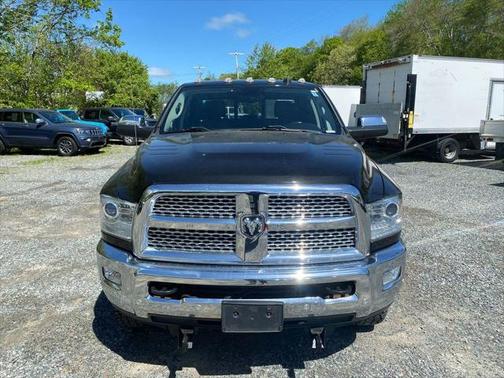 2018 RAM 2500 Laramie Crew Cab 4x4 6'4' Box