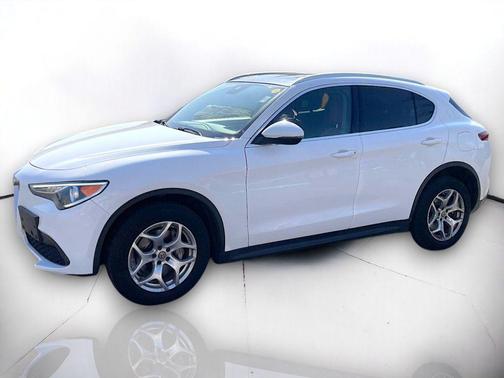 2020 Alfa Romeo Stelvio Base