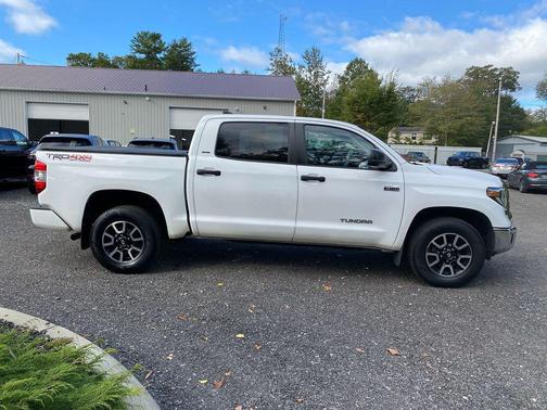 2020 Toyota Tundra SR5