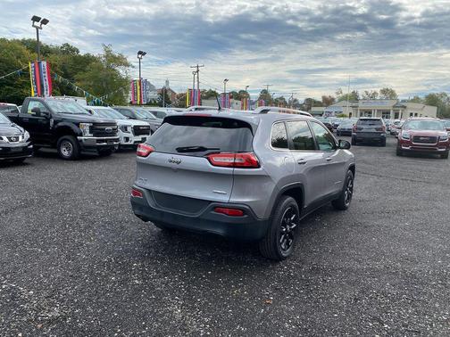 2017 Jeep Cherokee Latitude