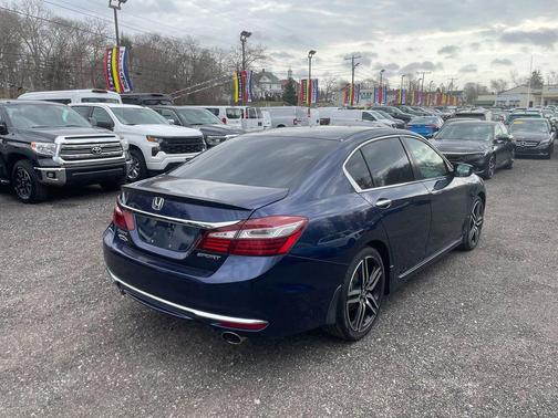Obsidian Blue Pearl 2017 Honda Accord Sport