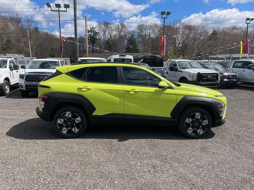 Neoteric Yellow 2024 Hyundai KONA SEL