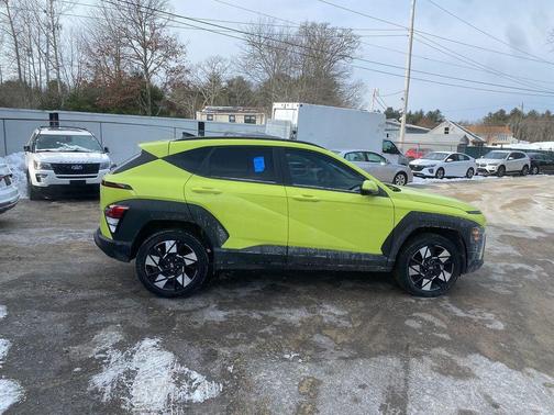 2024 Hyundai KONA SEL
