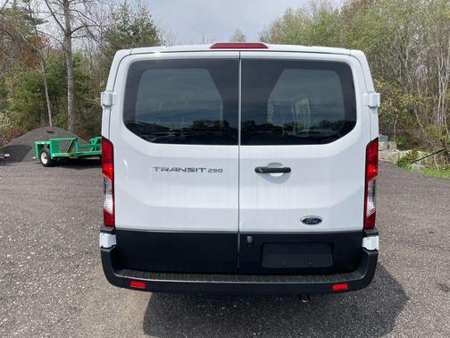 Oxford White 2024 Ford Transit-250 Base