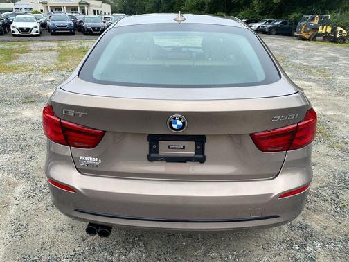 2018 BMW 330 Gran Turismo xDrive