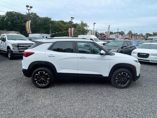 Summit White 2023 Chevrolet Trailblazer LT