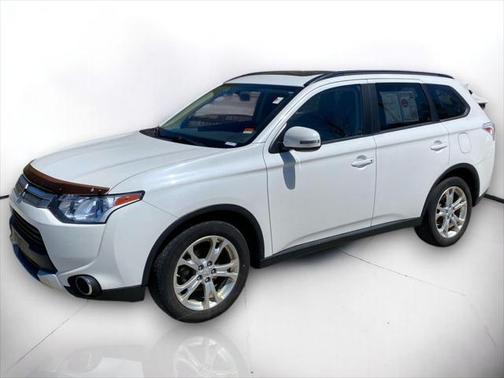 2015 Mitsubishi Outlander SE