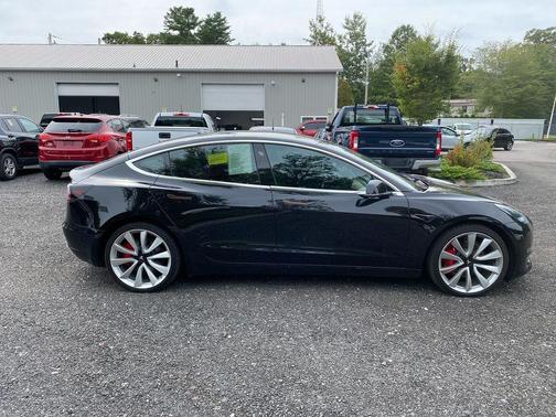 2018 Tesla Model 3 Performance