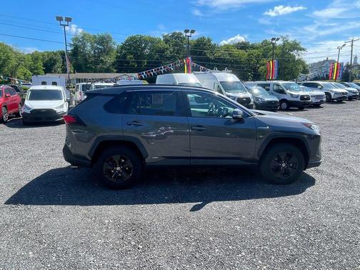 Magnetic Gray Metallic 2021 Toyota RAV4 Hybrid XLE