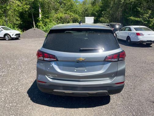Sterling Gray Metallic 2023 Chevrolet Equinox 1LT