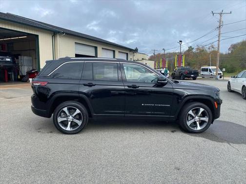 2023 Jeep Grand Cherokee 4xe Base