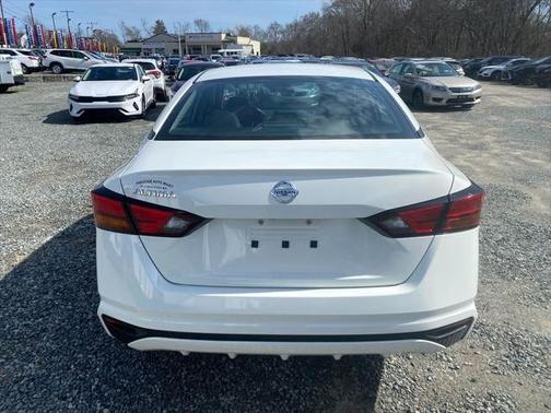 2022 Nissan Altima 2.5 S