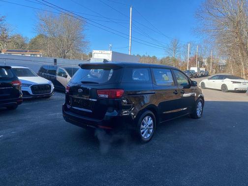 2018 Kia Sedona L