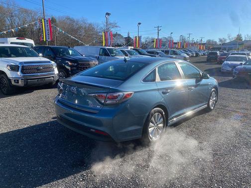 2016 Hyundai SONATA Hybrid SE