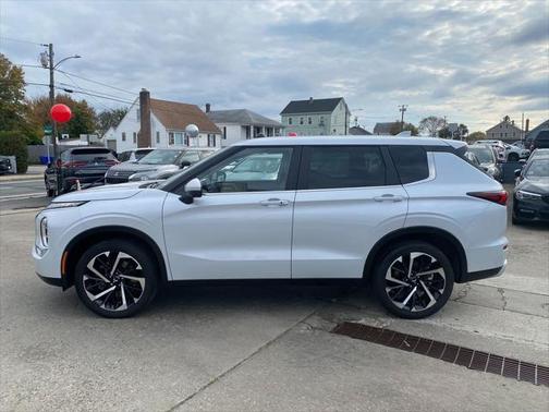 2023 Mitsubishi Outlander SE 2.5 S-AWC