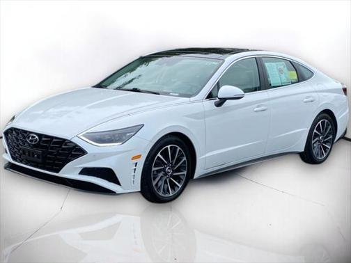 2022 Hyundai SONATA Limited