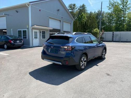 2022 Subaru Outback Touring