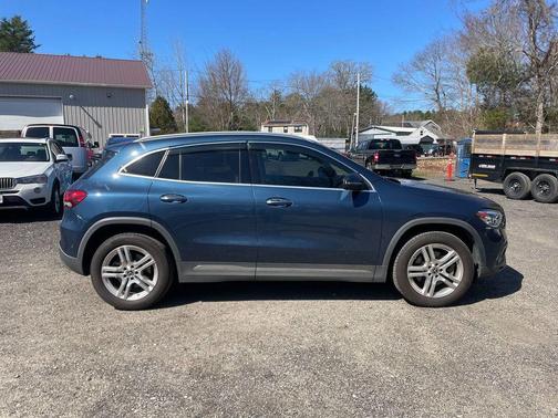 2021 Mercedes-Benz GLA 250 Base 4MATIC