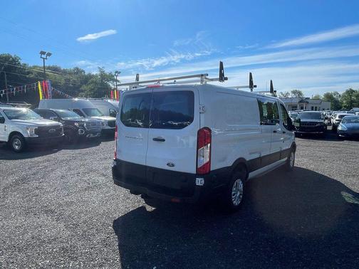 Oxford White 2019 Ford Transit-250 Base