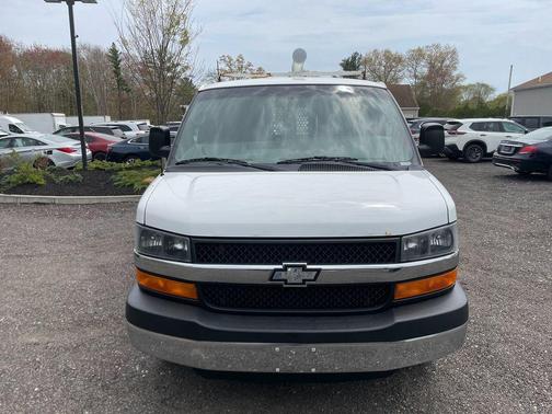 Summit White 2015 Chevrolet Express 2500 Work Van