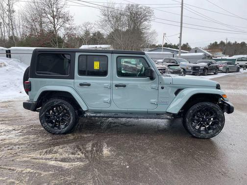 2023 Jeep Wrangler 4xe Sahara
