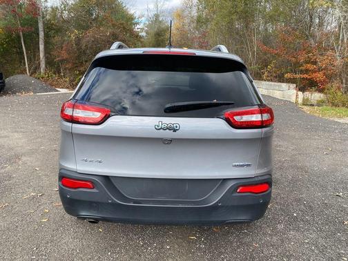 2018 Jeep Cherokee Latitude