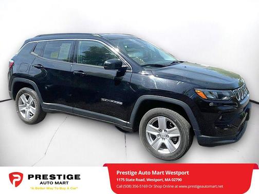 Diamond Black Crystal Pearlcoat 2022 Jeep Compass Latitude