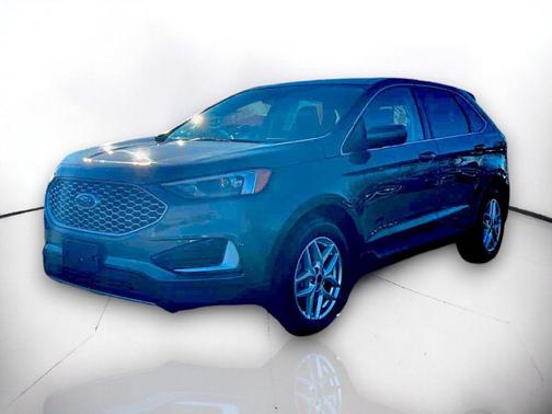 Gray Metallic 2023 Ford Edge SEL