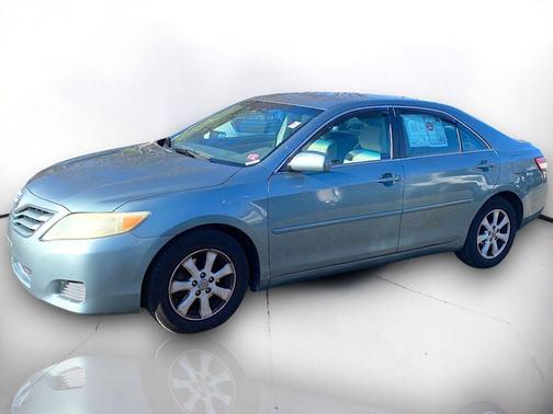 2010 Toyota Camry LE