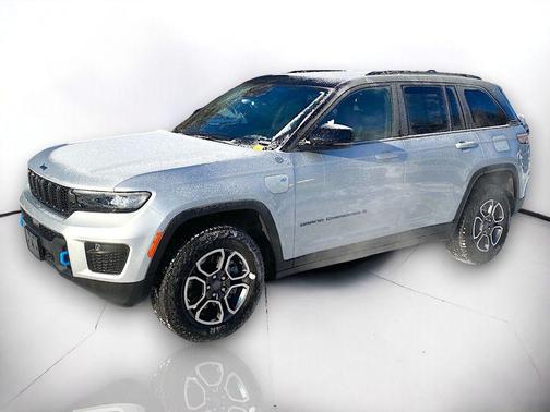 2023 Jeep Grand Cherokee 4xe Trailhawk